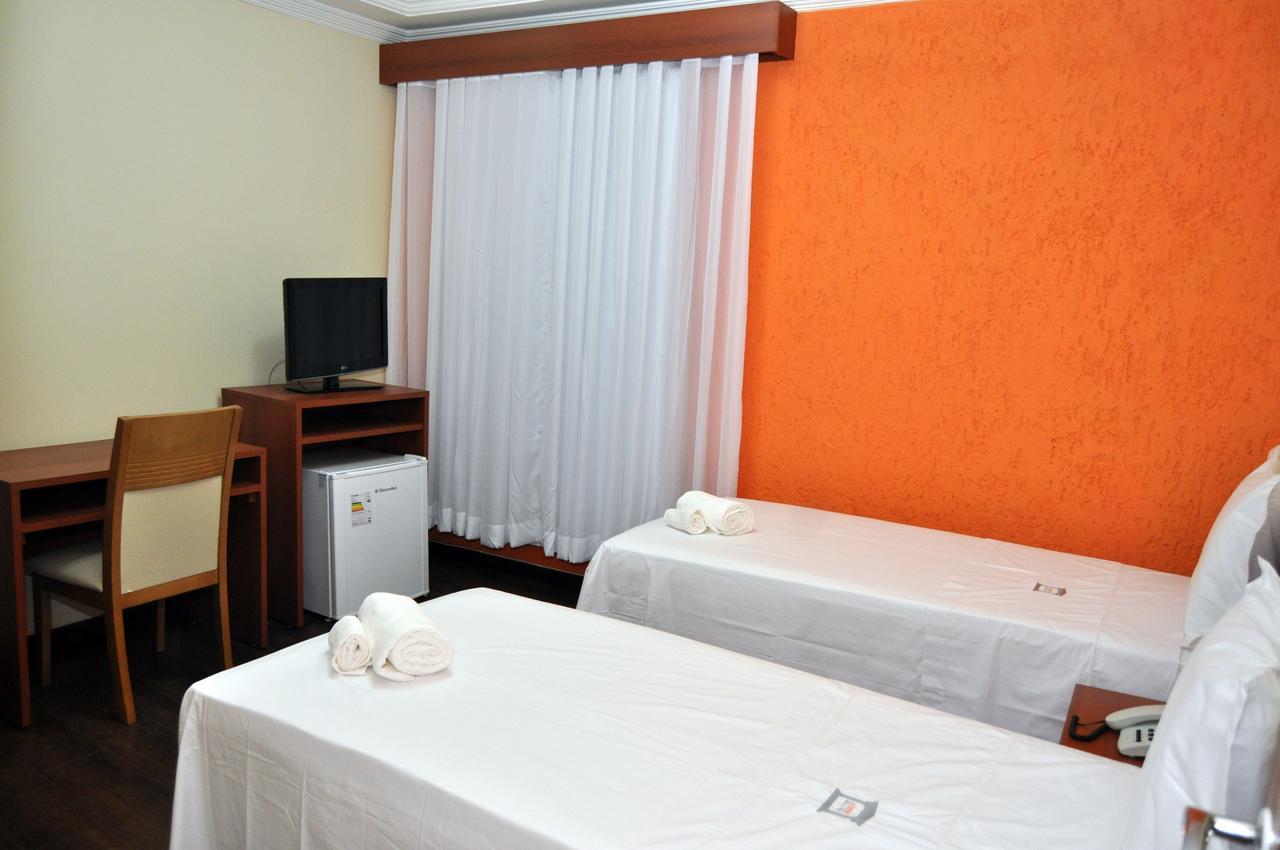 Santa Bárbara Athens Palace Hotel מראה חיצוני תמונה