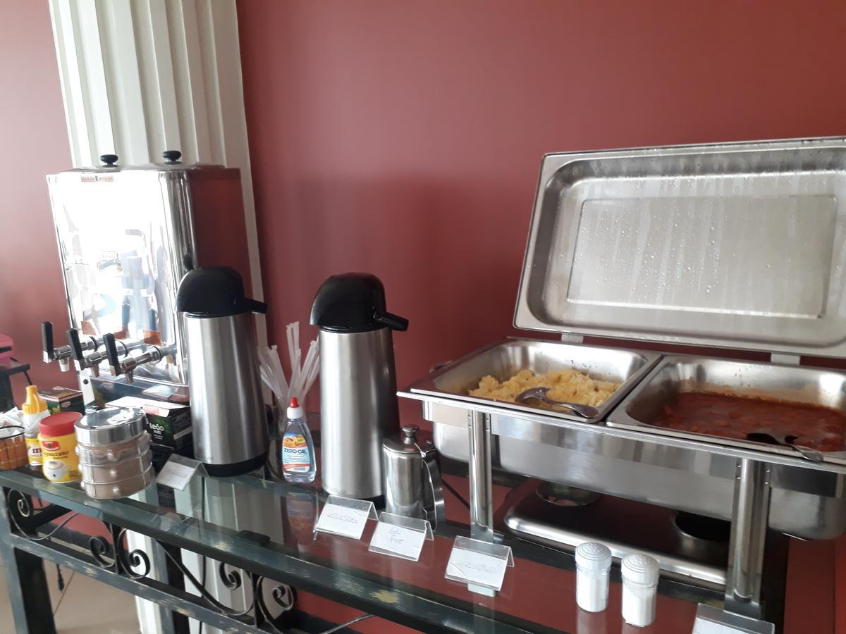 Santa Bárbara Athens Palace Hotel מראה חיצוני תמונה